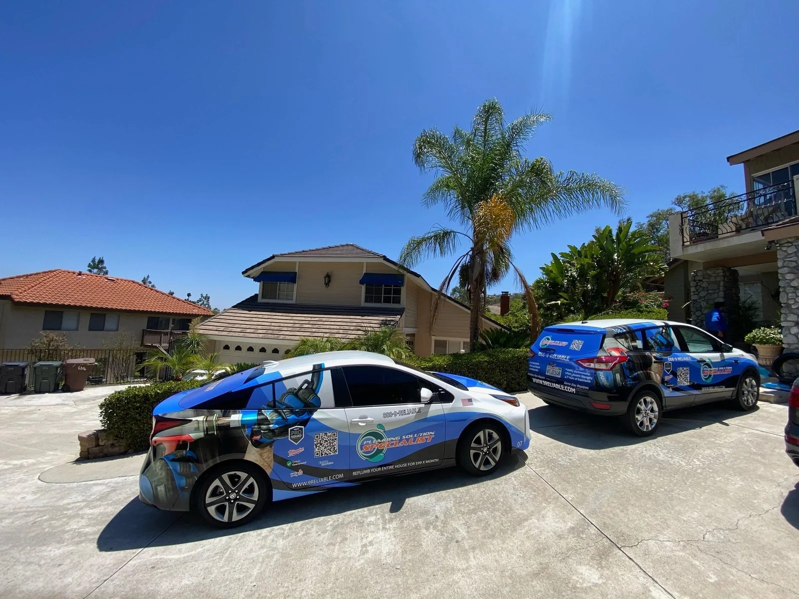 Plumbing Solution Specialist service team and vehicle